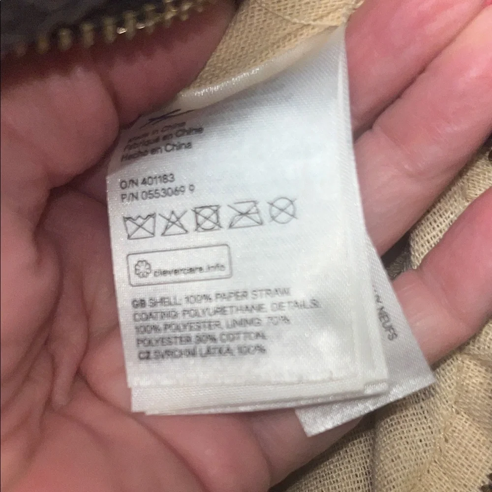 H&M Black Circular Crossbody Bag / with handles